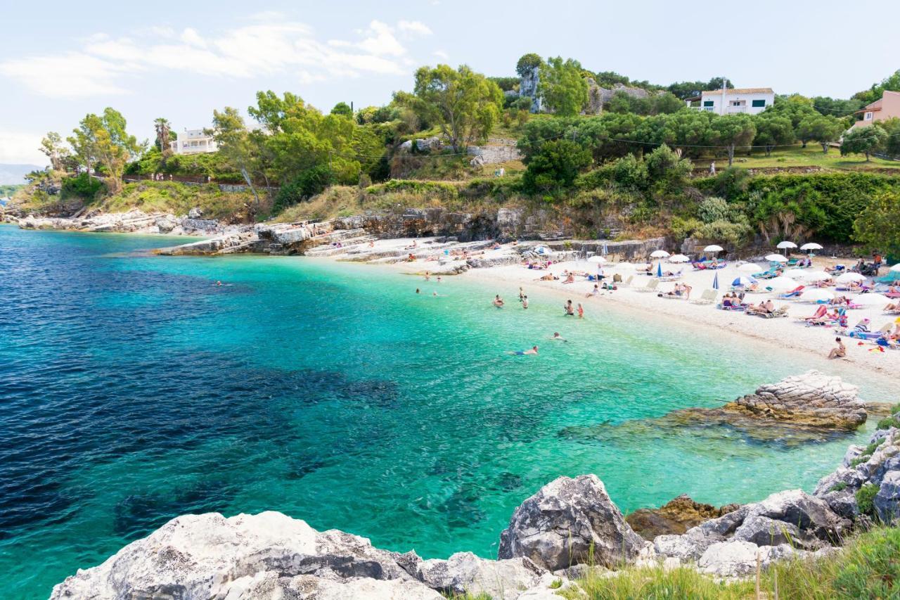 Porto Kassiopi Apartments Exteriör bild