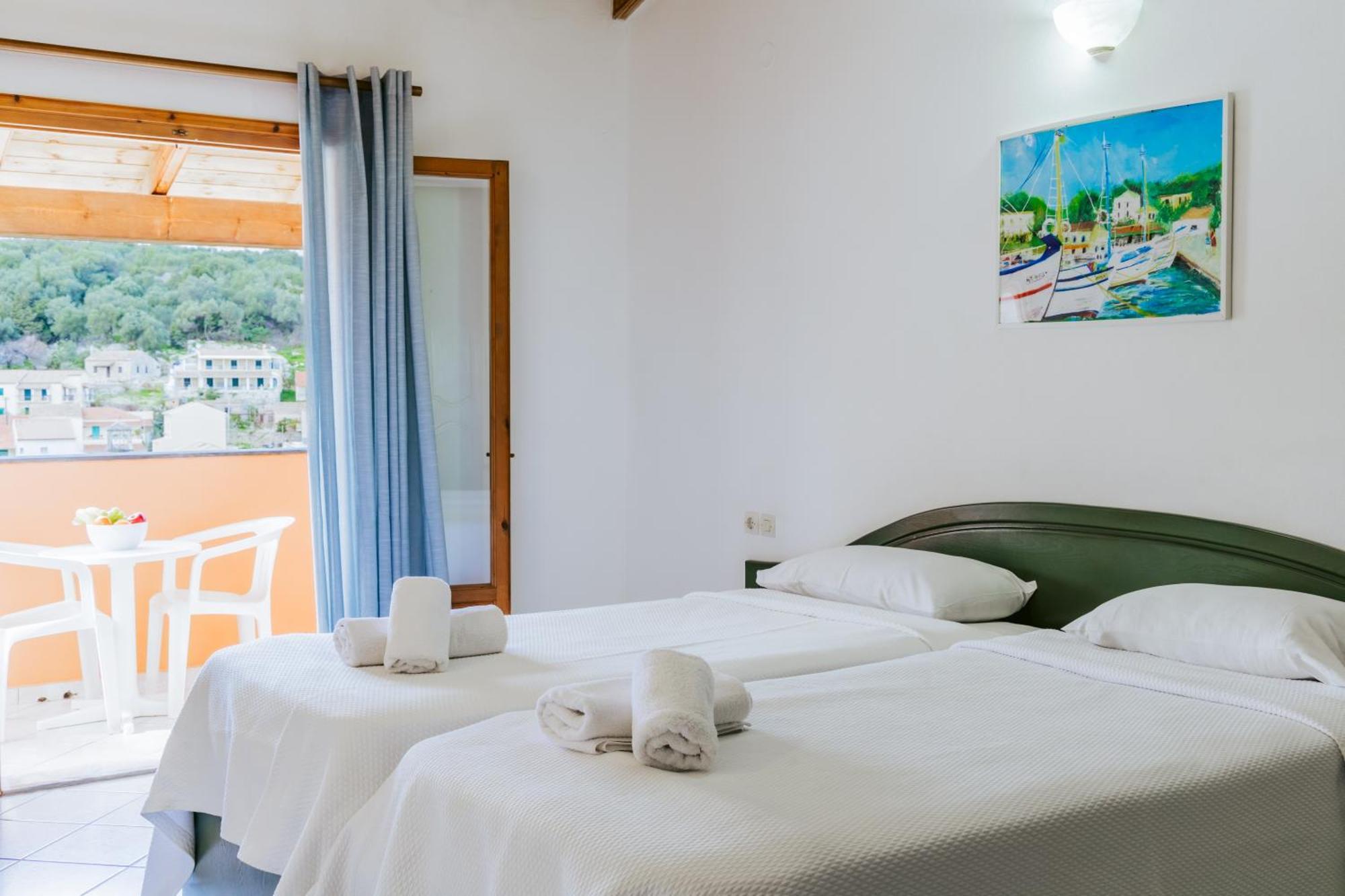 Porto Kassiopi Apartments Exteriör bild